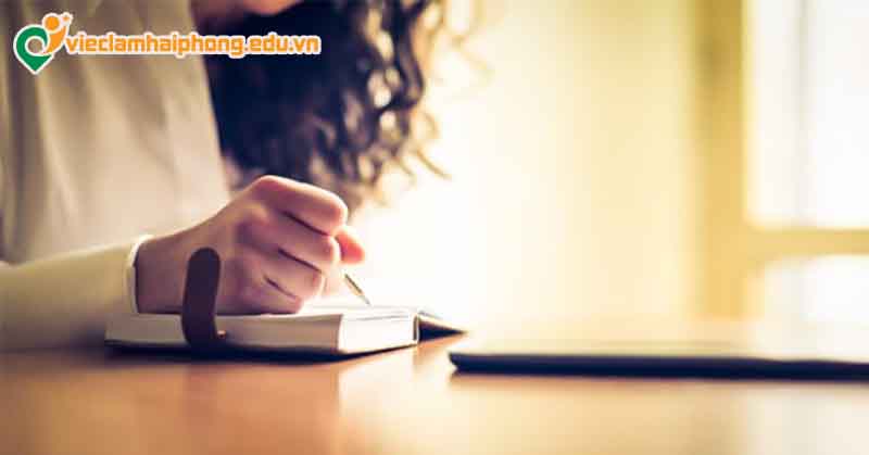 Những điều thu hút giới trẻ của nghề biên tập viên là gì