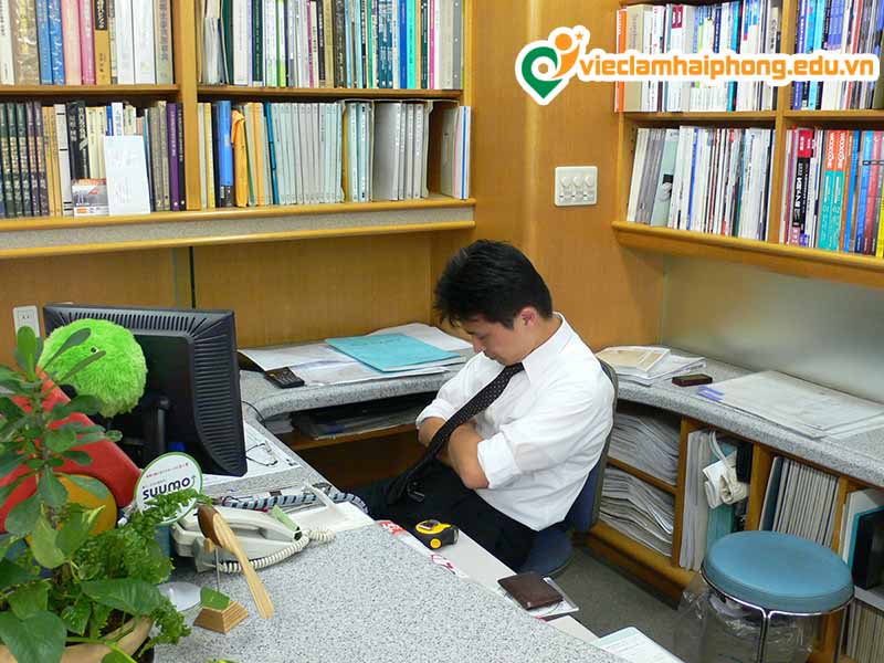 Hình ảnh tăng ca người Nhật