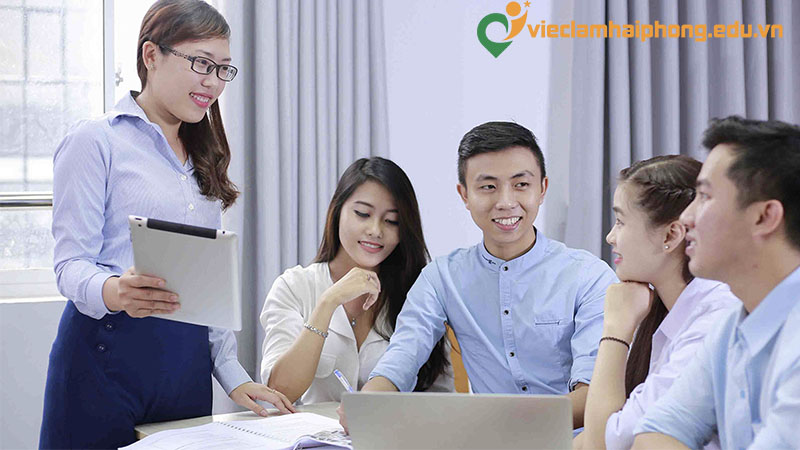 Mức lương phụ thuộc vào vị trí công việc, kinh nghiệm và lĩnh vực hoạt động